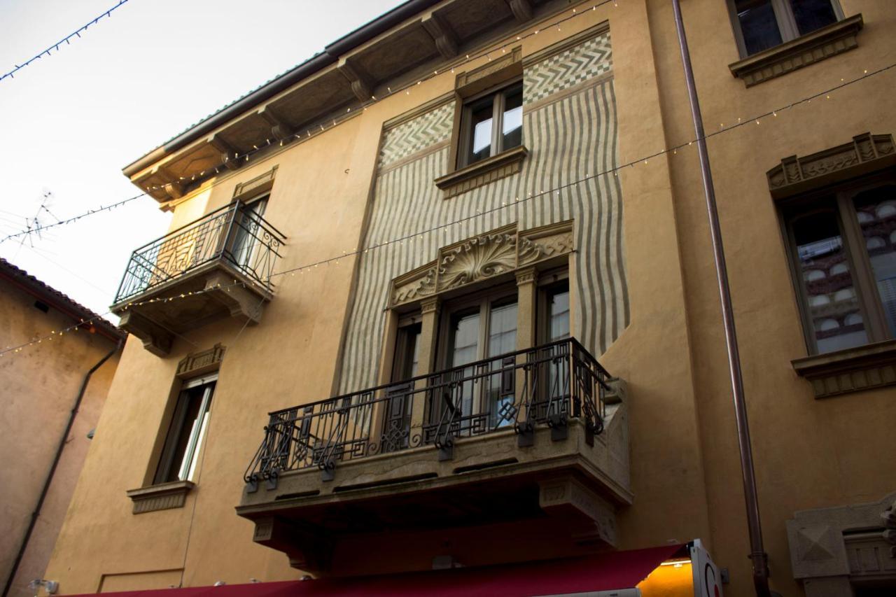 Bed and Breakfast Palazzo Belli Alba  Exterior foto